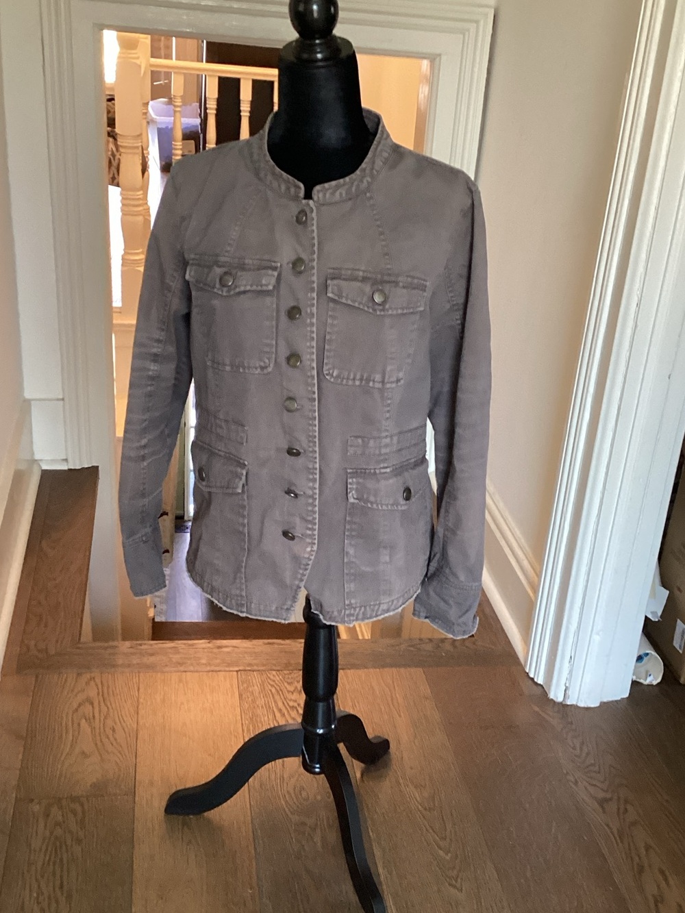 Women’s Utility Button-Front Jacket in Gray